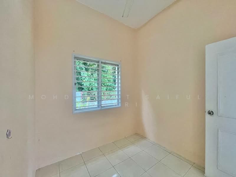 Semi-Detached House for Sale in Kampung Lombong (Shah Alam) - Mohd Aizat Saiful Bahri - Interior - PropertyGuru.com.my