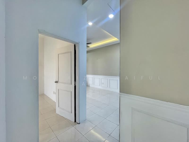 Semi-Detached House for Sale in Kampung Lombong (Shah Alam) - Mohd Aizat Saiful Bahri - Interior - PropertyGuru.com.my