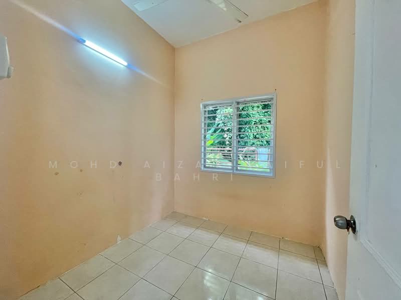 Semi-Detached House for Sale in Kampung Lombong (Shah Alam) - Mohd Aizat Saiful Bahri - Interior - PropertyGuru.com.my