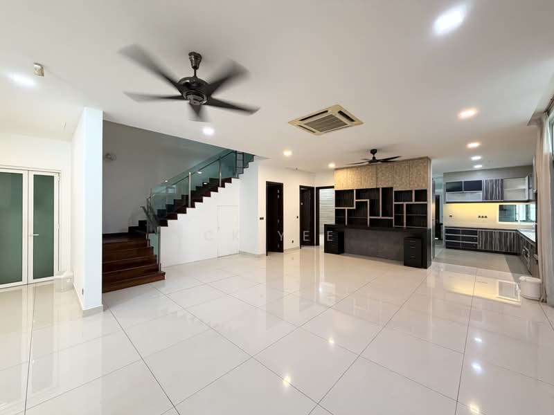 Semi-Detached House for Sale in Taman Damai Utama (Bandar Kinrara) - CK Yee - Living Room - PropertyGuru.com.my