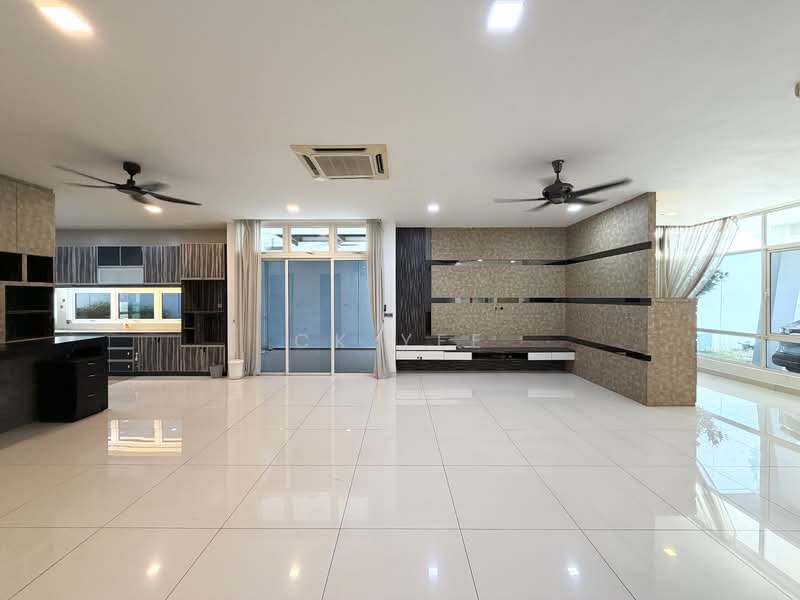 Semi-Detached House for Sale in Taman Damai Utama (Bandar Kinrara) - CK Yee - Living Room - PropertyGuru.com.my