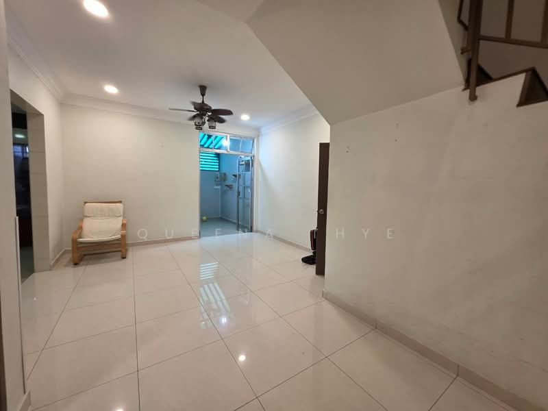 2-storey Terraced House for Sale in Bukit Indah (Iskandar Puteri (Nusajaya)) - Queena Thye - Living Room - PropertyGuru.com.my