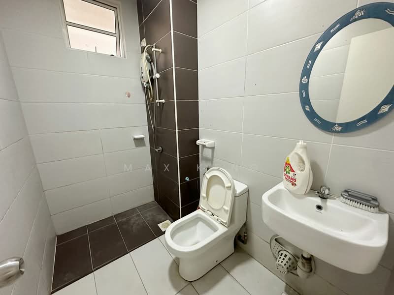 Apartment for Sale at Nusa Heights (Nusa Puncak) - Max Keng - Bathroom - PropertyGuru.com.my