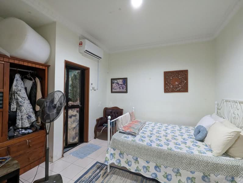Rumah Berkembar untuk Dijual di Ulu Kelang (Selangor) - Hasliza Hassan - Bedroom - PropertyGuru.com.my