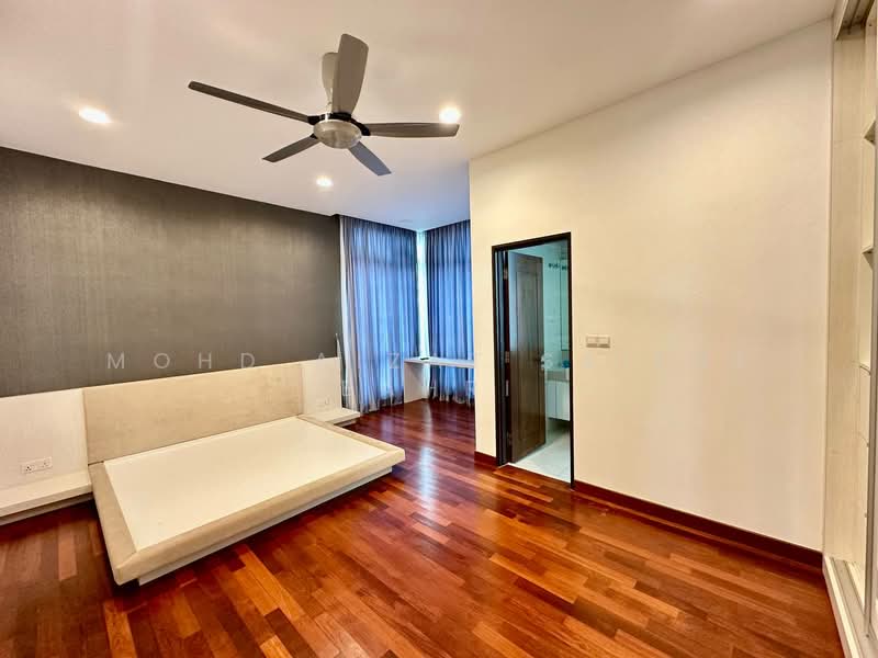 Bungalow for Sale in Cyberjaya (Selangor) - Mohd Aizat Saiful Bahri - Bedroom - PropertyGuru.com.my