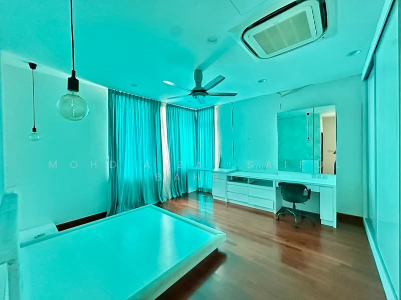 Bungalow for Sale in Cyberjaya (Selangor) - Mohd Aizat Saiful Bahri - Bedroom - PropertyGuru.com.my