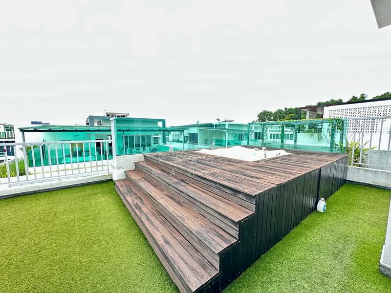 Bungalow for Sale in Cyberjaya (Selangor) - Mohd Aizat Saiful Bahri - Roof - PropertyGuru.com.my