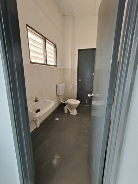2-storey Terraced House for Rent in Bandar Mahkota Cheras (Cheras) - Stella Lee - Bathroom - PropertyGuru.com.my