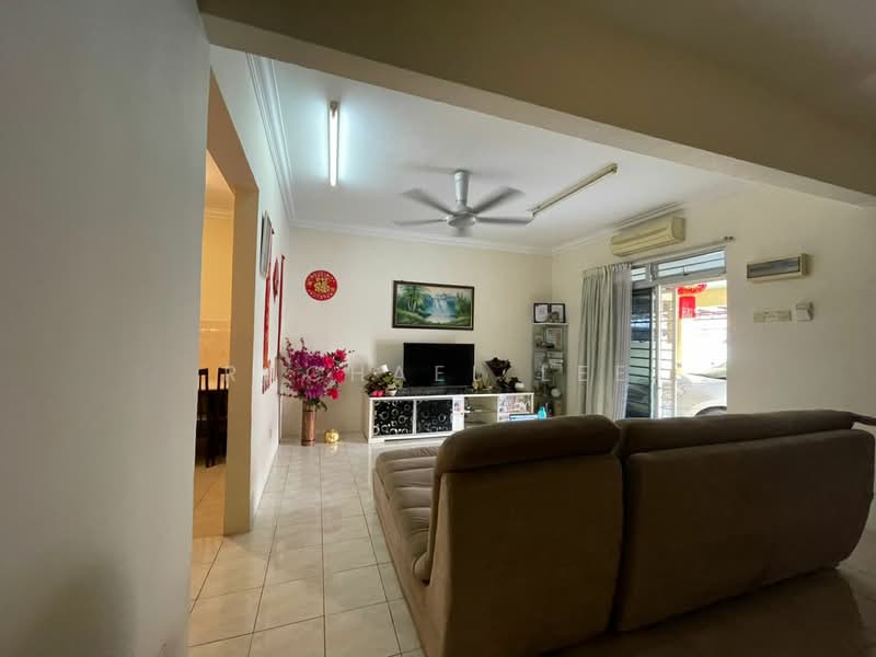 Rumah Teres 2 Tingkat untuk Disewa di Taman Tasik Puchong (Puchong) - Rachael Lee - Living Room - PropertyGuru.com.my