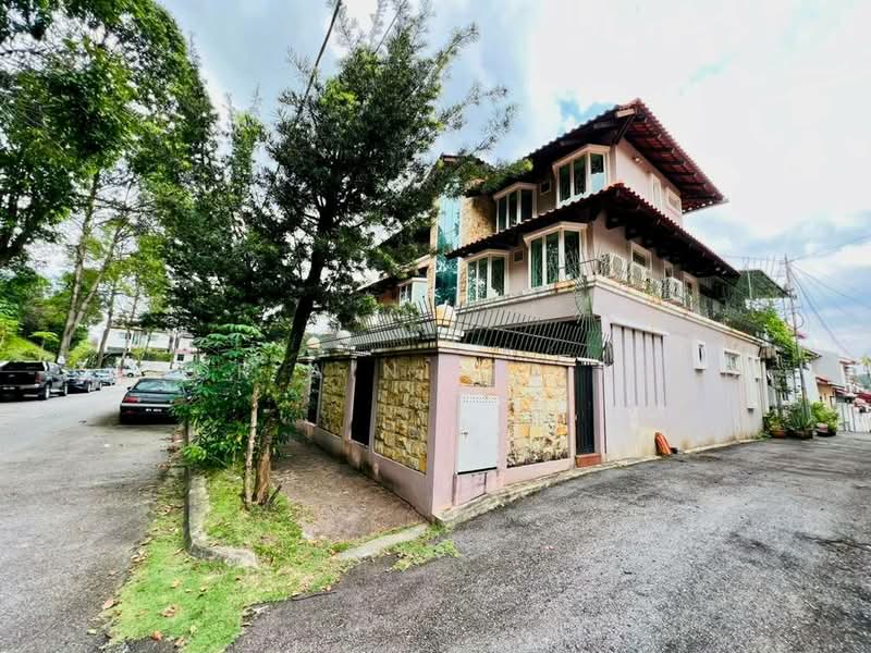 Rumah Teres 2.5 Tingkat untuk Dijual di Petaling Jaya (Selangor) - Noor Aini Bt Ayob - Exterior - PropertyGuru.com.my