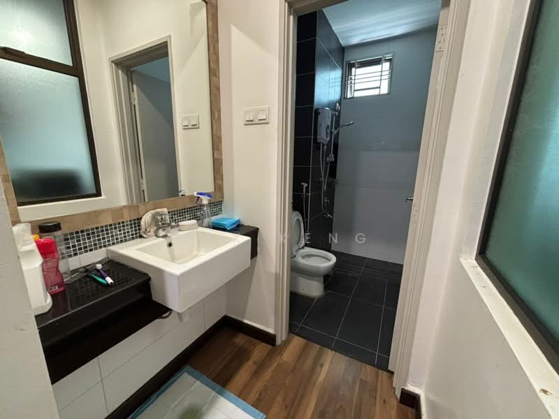 Cluster House for Sale in Kulai (Johor) - Max Keng - Bathroom - PropertyGuru.com.my