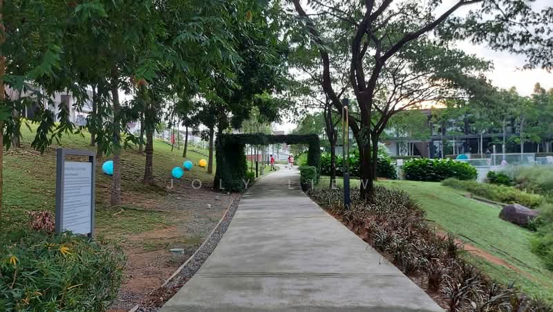 For Sale - Emerald Hill