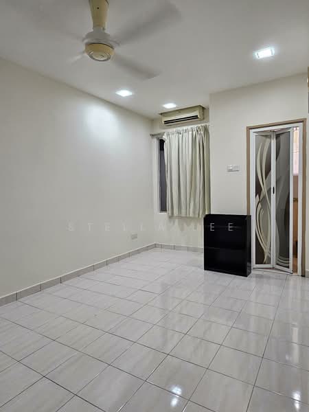 Terraced House for Rent in Sungai Long (Bandar Sungai Long) - Stella Lee - Interior - PropertyGuru.com.my
