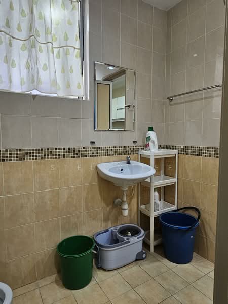 Terraced House for Rent in Sungai Long (Bandar Sungai Long) - Stella Lee - Bathroom - PropertyGuru.com.my