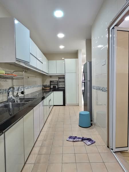 Terraced House for Rent in Sungai Long (Bandar Sungai Long) - Stella Lee - Kitchen - PropertyGuru.com.my