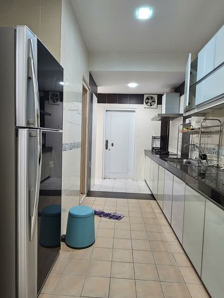 Terraced House for Rent in Sungai Long (Bandar Sungai Long) - Stella Lee - Kitchen - PropertyGuru.com.my