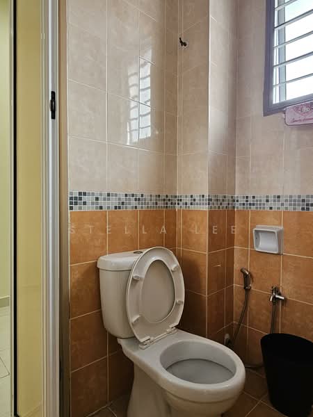 Terraced House for Rent in Sungai Long (Bandar Sungai Long) - Stella Lee - Bathroom - PropertyGuru.com.my