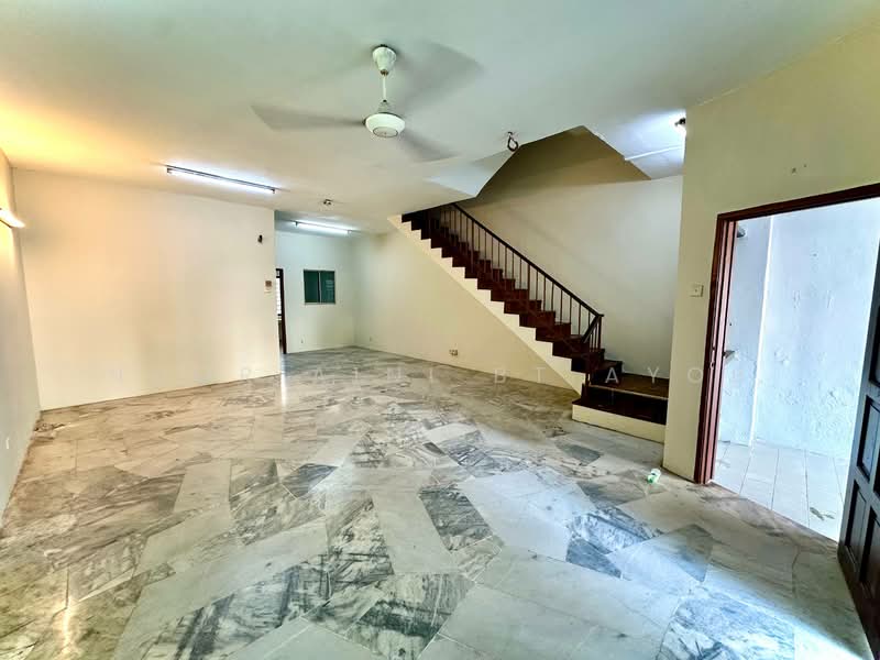 3.5-storey Terraced House for Sale in Taman Putri Jaya (Cheras) - Noor Aini Bt Ayob - PropertyGuru.com.my