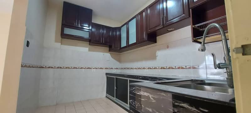 Townhouse for Rent in Bandar Puteri Puchong (Puchong) - Iris Tan - Kitchen - PropertyGuru.com.my