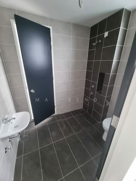 Terraced House for Sale in Bandar Putra (Kulai) - Max Keng - Bathroom - PropertyGuru.com.my