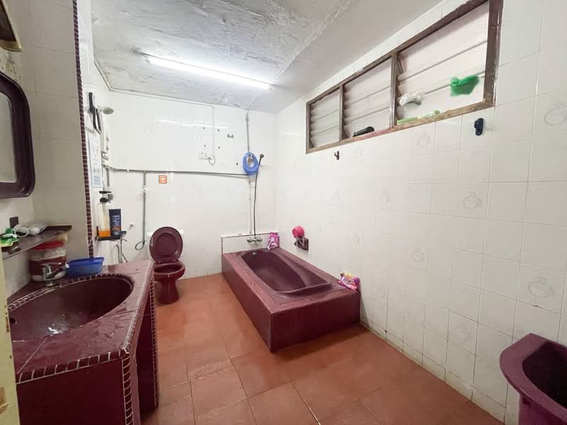 Rumah Teres untuk Dijual di Usj 4 (Subang Jaya) - Wan Azlan Ahmad - PropertyGuru.com.my