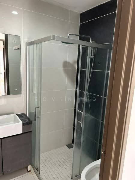 Condominium for Sale at Kings Bay @ Country Garden Danga Bay - Edven Ng - Bathroom - PropertyGuru.com.my