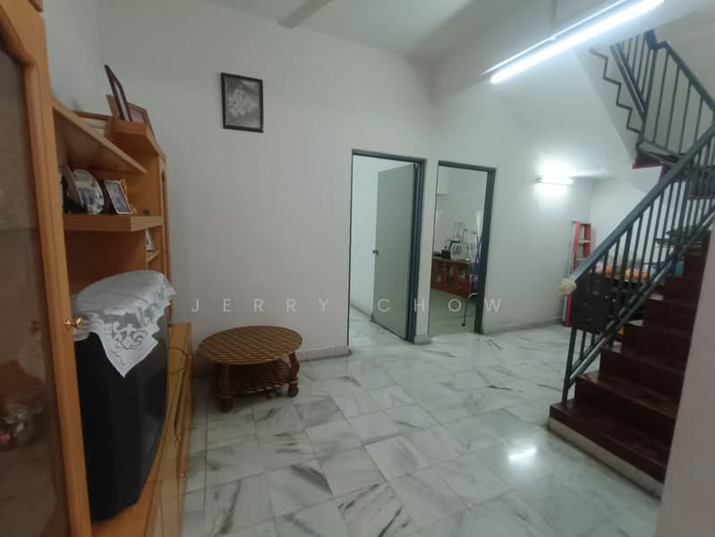 2-storey Terraced House for Sale in Taman Ipoh (Ipoh) - Jerry Chow - Interior - PropertyGuru.com.my