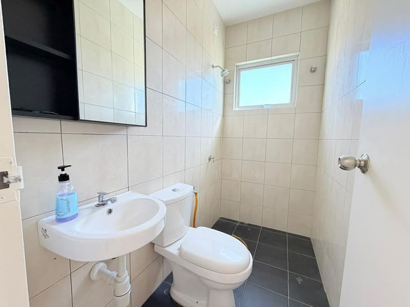 Rumah Banglo untuk Dijual di Taman Sri Lambak (Renggam) - May Tan - PropertyGuru.com.my