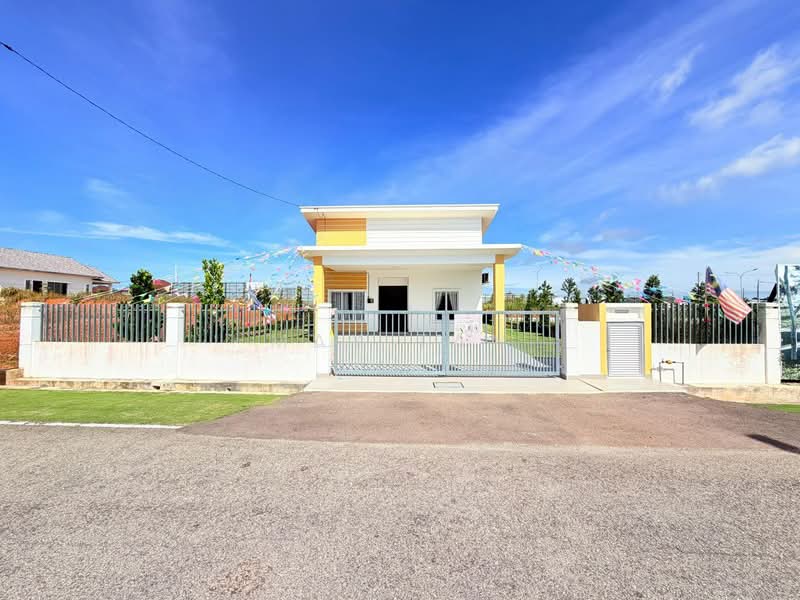 Rumah Banglo untuk Dijual di Taman Sri Lambak (Renggam) - May Tan - PropertyGuru.com.my