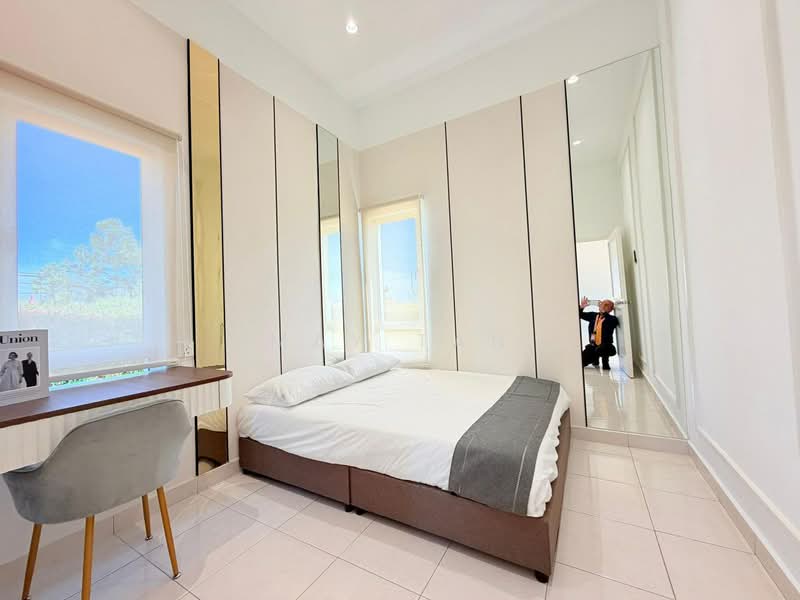 Rumah Banglo untuk Dijual di Taman Sri Lambak (Renggam) - May Tan - PropertyGuru.com.my