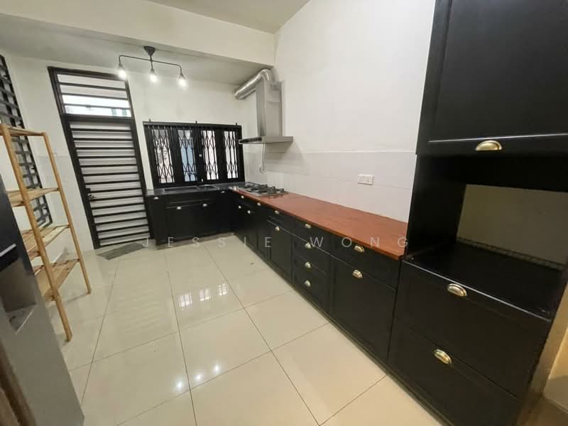 2-storey Terraced House for Sale in Rawang (Selangor) - Jessie Wong - Kitchen - PropertyGuru.com.my