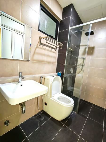 Servis Apartment untuk Disewa di D'Pristine - Hong Charng Lee - Bathroom - PropertyGuru.com.my