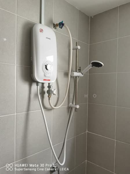 Pangsapuri untuk Dijual di Kemuning Idaman - Wennie Ho - Bathroom - PropertyGuru.com.my