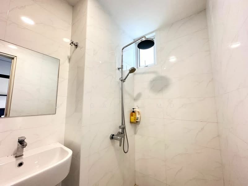 Servis Apartment untuk Dijual di Twin Galaxy (Dwi Galaksi) - Margaret Moo - Bathroom - PropertyGuru.com.my