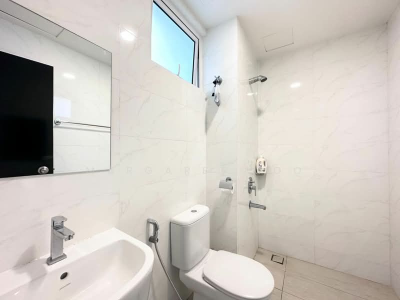 Servis Apartment untuk Dijual di Twin Galaxy (Dwi Galaksi) - Margaret Moo - Bathroom - PropertyGuru.com.my