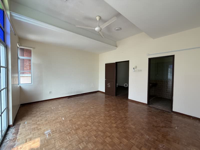 Rumah Teres 2 Tingkat untuk Disewa di Taman Impian Emas (Skudai) - Fiona Siow - Master Bedroom - PropertyGuru.com.my