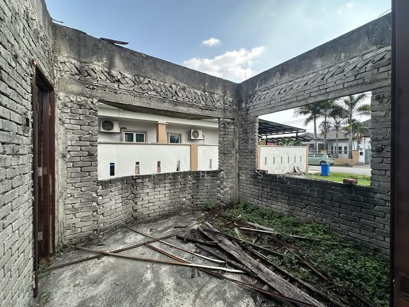 Residential Land for Sale in U6, Taman Desa Subang Permai (Shah Alam) - Nazri Hassan - PropertyGuru.com.my