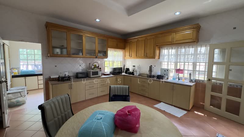Bungalow for Sale in Bandar Country Homes (Rawang) - Lucas Loh - Kitchen - PropertyGuru.com.my