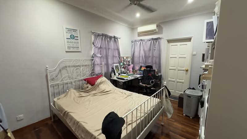Bungalow for Sale in Bandar Country Homes (Rawang) - Lucas Loh - Bedroom - PropertyGuru.com.my