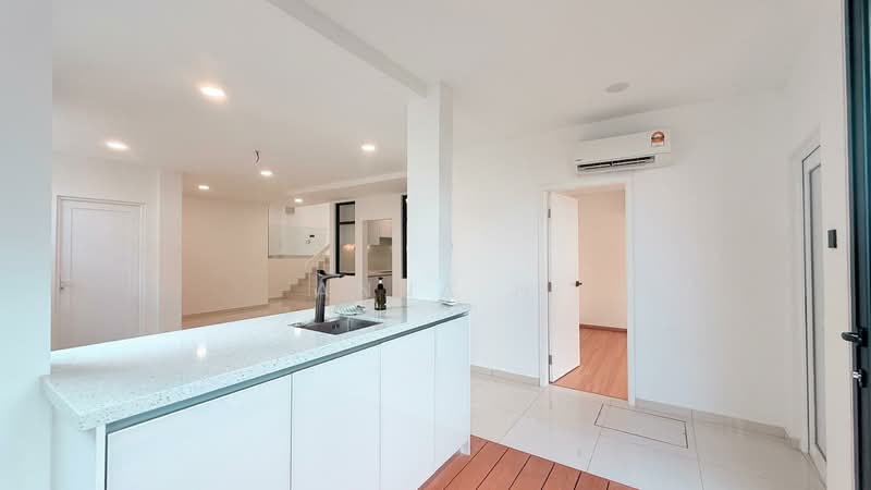 Rumah Teres 2 Tingkat untuk Dijual di Taman Desa (Kuala Lumpur) - Anna H - Kitchen - PropertyGuru.com.my