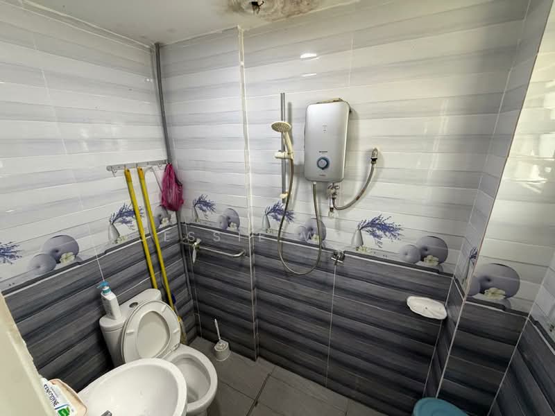 2-storey Terraced House for Sale in Rawang (Selangor) - Jessie Wong - Bathroom - PropertyGuru.com.my