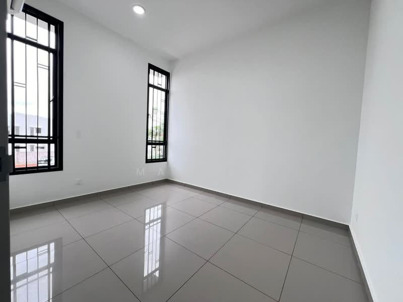 For Sale - Taman Akasia