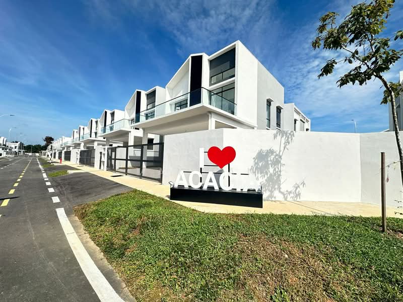 For Sale - Taman Akasia