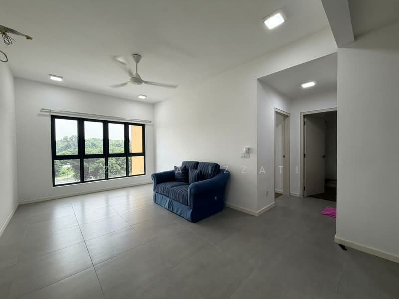 Servis Apartment untuk Disewa di Aurora Subang Jaya - Izzaza Izzati - Living Room - PropertyGuru.com.my