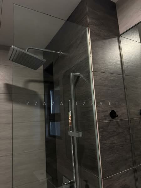 Servis Apartment untuk Disewa di Aurora Subang Jaya - Izzaza Izzati - Bathroom - PropertyGuru.com.my