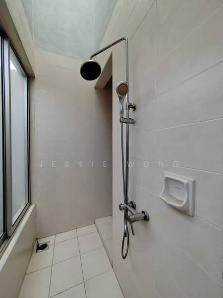 Rumah Berkembar untuk Dijual di Rawang (Selangor) - Jessie Wong - Bathroom - PropertyGuru.com.my