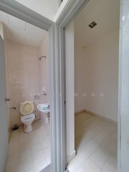 Rumah Berkembar untuk Dijual di Rawang (Selangor) - Jessie Wong - Bathroom - PropertyGuru.com.my