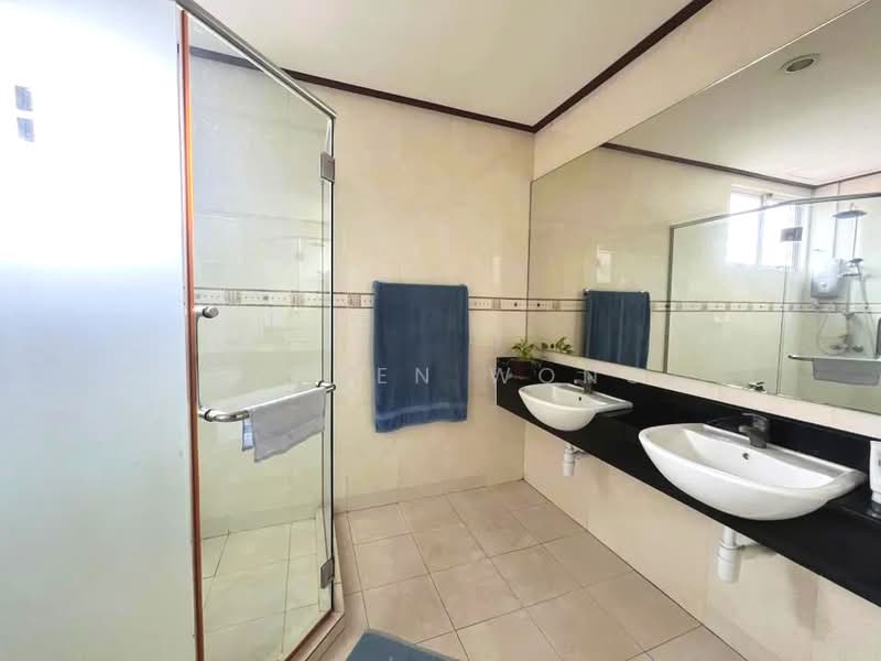 Rumah Berkembar untuk Dijual di Subang Jaya (Selangor) - Darren Wong - Bathroom - PropertyGuru.com.my