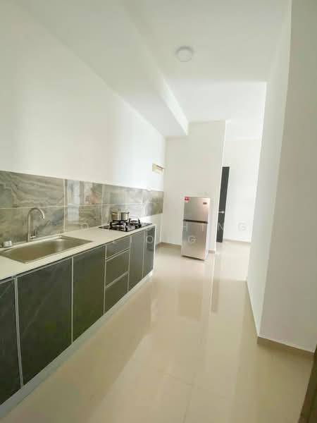 Service Residence for Rent at D'carlton (Residensi Seri Mega) - Loong Hing Liong - Kitchen - PropertyGuru.com.my