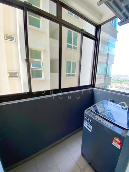 Service Residence for Rent at D'carlton (Residensi Seri Mega) - Loong Hing Liong - PropertyGuru.com.my